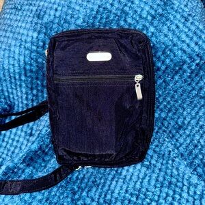 Like New - Baggallini Crossbody